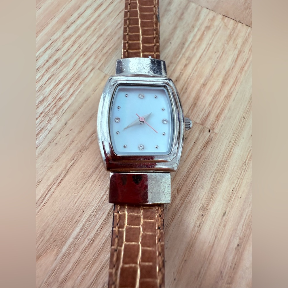 Mary Kay ladies black brown reversible strap fashion watch NEW BATTERY